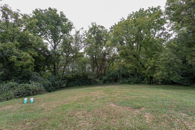 3219B Lincoln Ave, Nashville, TN 37218