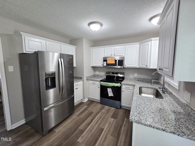 641 Avondale Dr Drive, Clayton, NC 27520