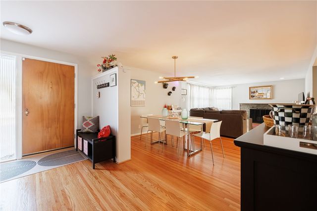 787 Corwin Road, Brighton, NY 14610