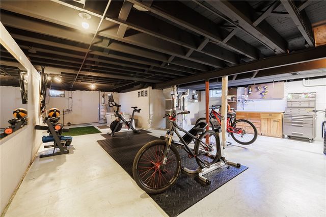 787 Corwin Road, Brighton, NY 14610