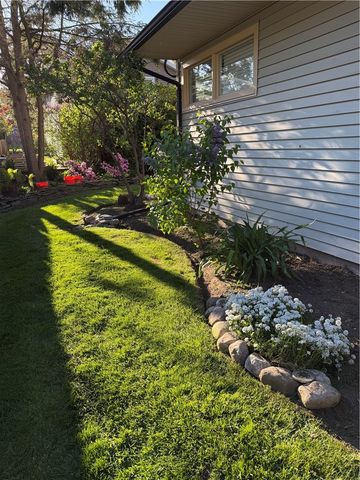 787 Corwin Road, Brighton, NY 14610