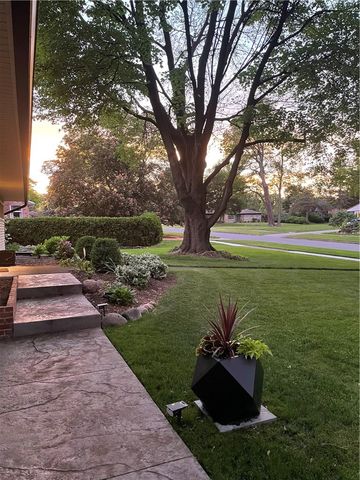 787 Corwin Road, Brighton, NY 14610