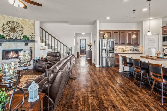 8701 County Road 502, Blue Ridge, TX 75424