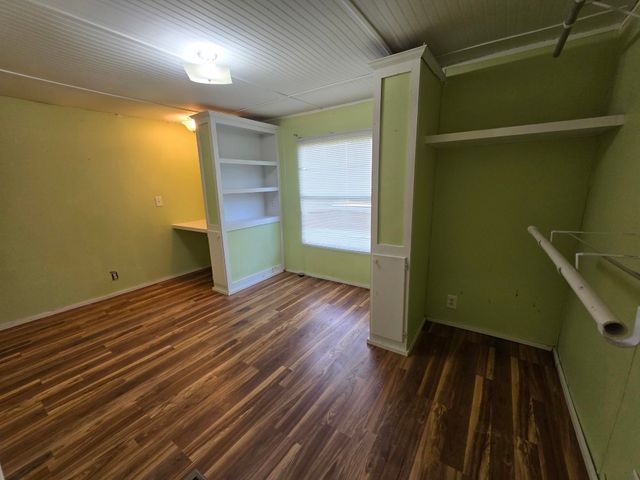 19102 168th Dr, Winfield, KS 67156