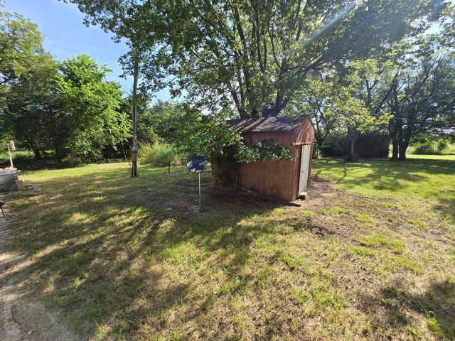 19102 168th Dr, Winfield, KS 67156