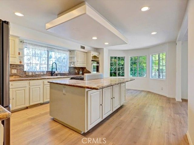 5224 Woodlake, Woodland Hills (los Angeles), CA 91367