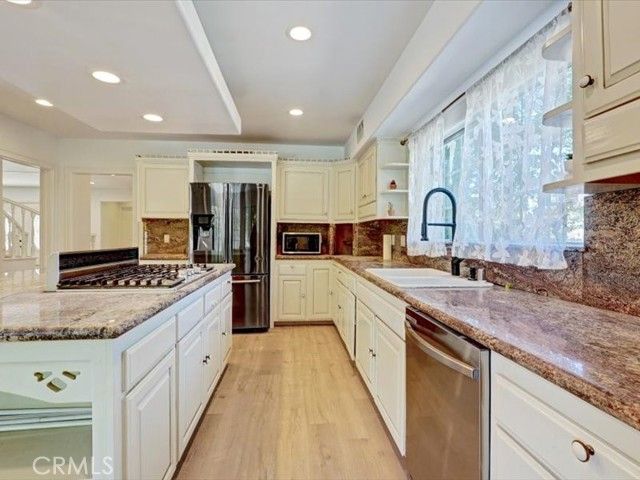 5224 Woodlake, Woodland Hills (los Angeles), CA 91367