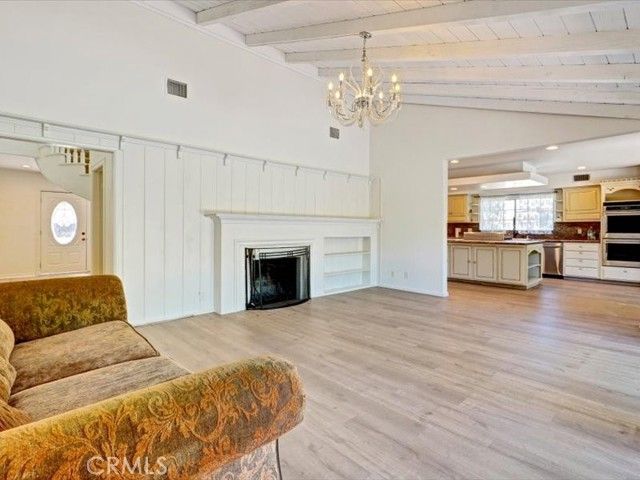 5224 Woodlake, Woodland Hills (los Angeles), CA 91367