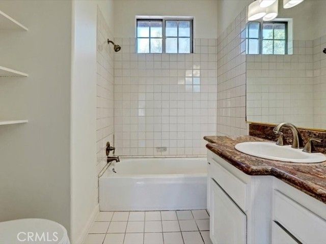 5224 Woodlake, Woodland Hills (los Angeles), CA 91367