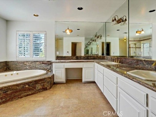 5224 Woodlake, Woodland Hills (los Angeles), CA 91367