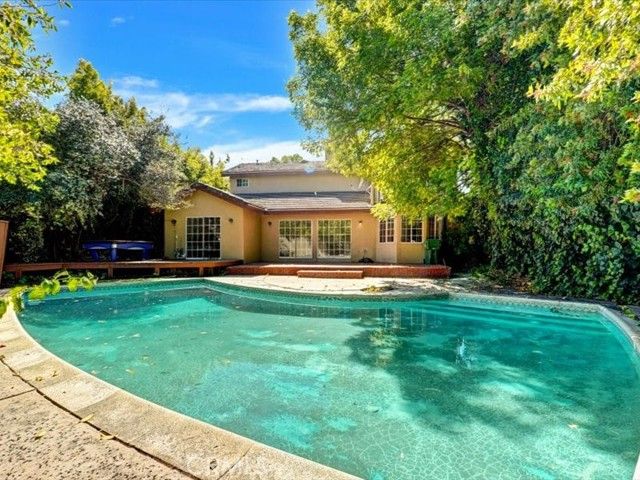 5224 Woodlake, Woodland Hills (los Angeles), CA 91367