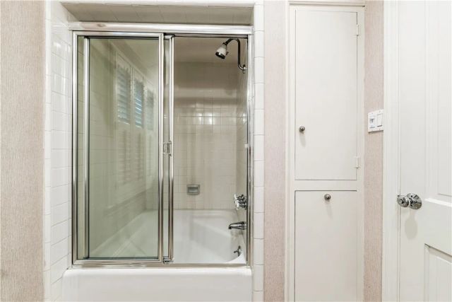 1821 Mandeville Canyon, Los Angeles, CA 90049