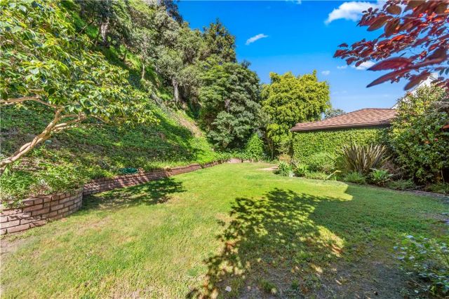 1821 Mandeville Canyon, Los Angeles, CA 90049