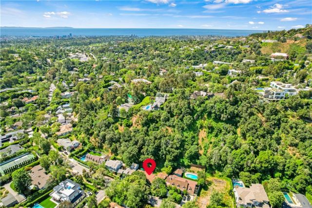 1821 Mandeville Canyon, Los Angeles, CA 90049