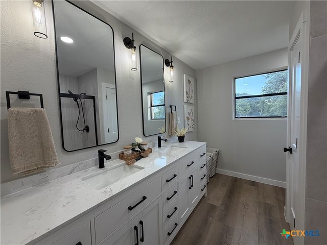 1378 County Road 1045, Lampasas, TX 76550