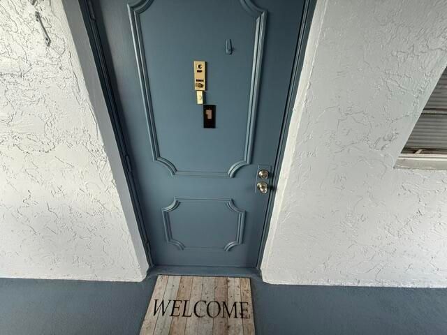 2828 CASITA Way 211, Delray Beach, FL 33445