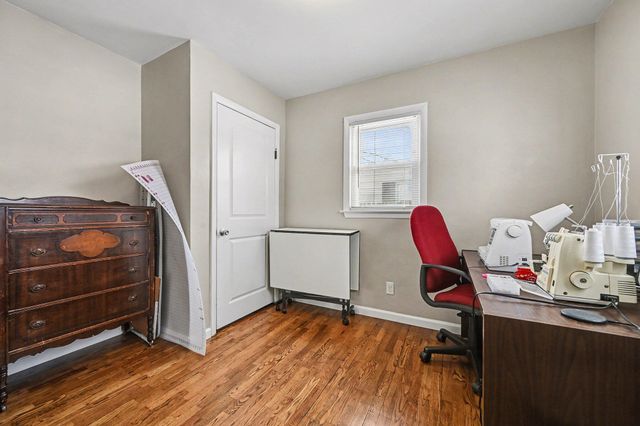 7644 Garden Lane, Portage, MI 49002