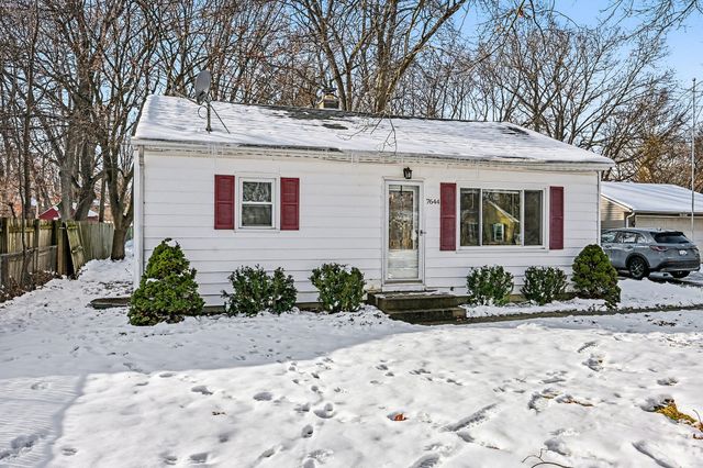 7644 Garden Lane, Portage, MI 49002