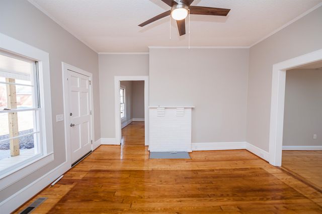 20 C Street, Inman, SC 29349