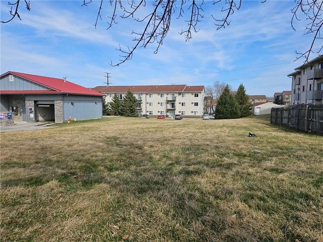 751 Sherrylynn Boulevard, Pleasant Hill, IA 50327