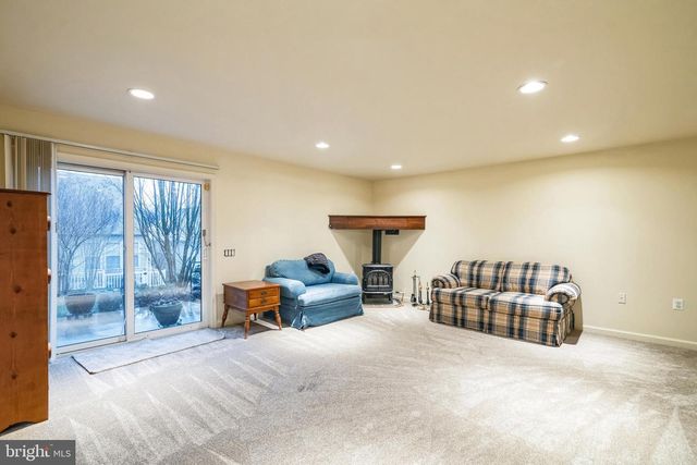 21 BUCHANAN CT, Fredericksburg, VA 22406