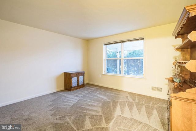 21 BUCHANAN CT, Fredericksburg, VA 22406