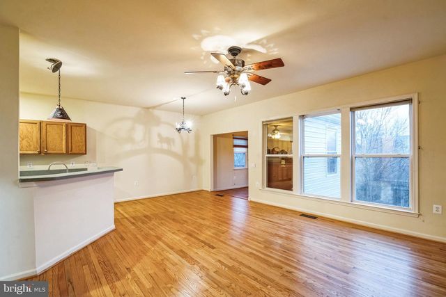 21 BUCHANAN CT, Fredericksburg, VA 22406