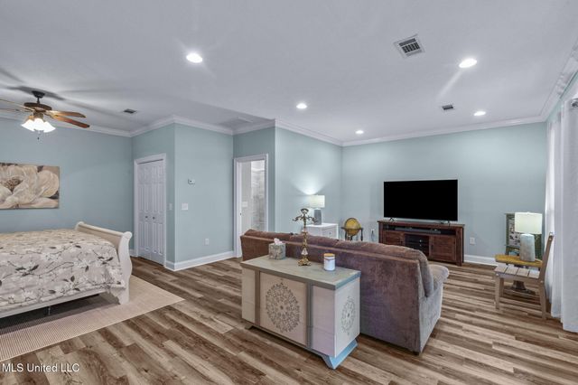 606 Clubhouse Drive, Pearl, MS 39208