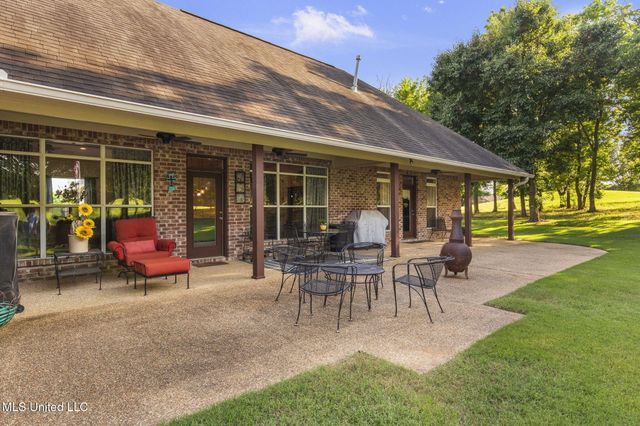606 Clubhouse Drive, Pearl, MS 39208