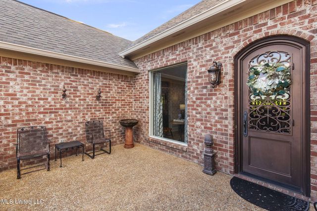 606 Clubhouse Drive, Pearl, MS 39208