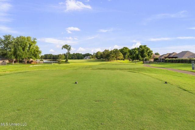 606 Clubhouse Drive, Pearl, MS 39208
