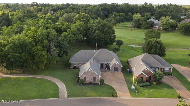 606 Clubhouse Drive, Pearl, MS 39208