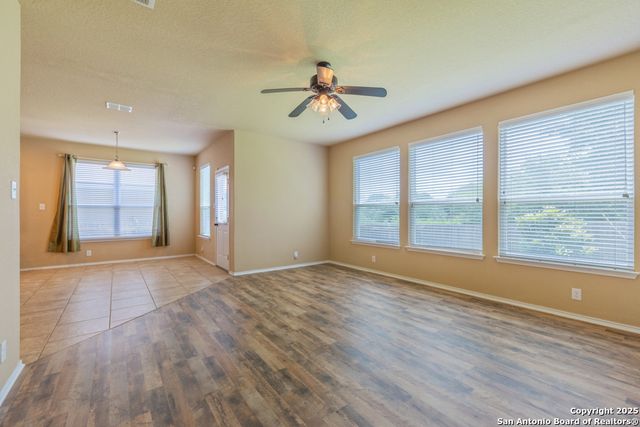 193 Tufted, San Antonio, TX 78253