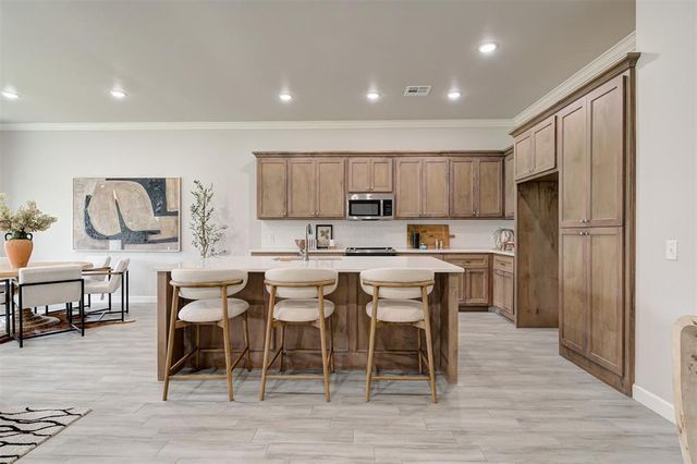 1324 Chelham Lane, Edmond, OK 73034