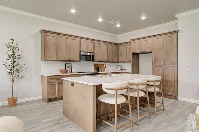 1324 Chelham Lane, Edmond, OK 73034