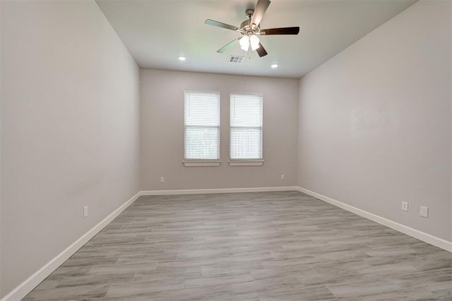 1324 Chelham Lane, Edmond, OK 73034
