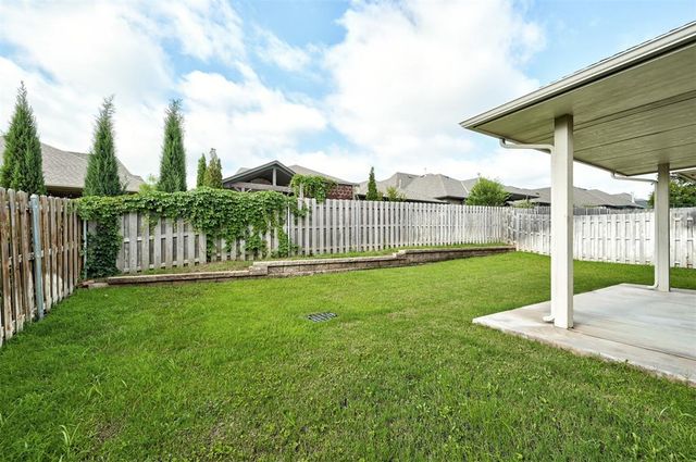 1324 Chelham Lane, Edmond, OK 73034