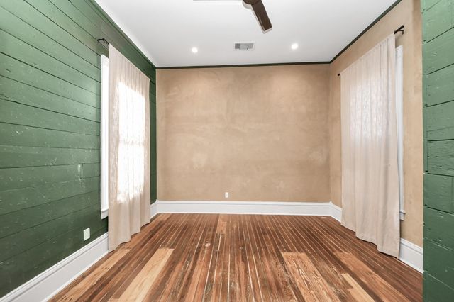2101 Gregg Street, Houston, TX 77026