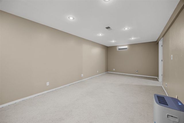 987 20th Street, Marion, IA 52302