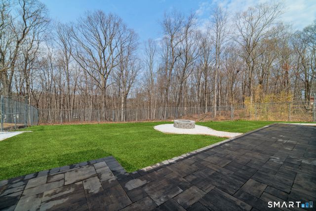 1607 Great Hill Road, Guilford, CT 06437