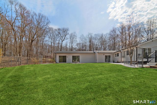 1607 Great Hill Road, Guilford, CT 06437