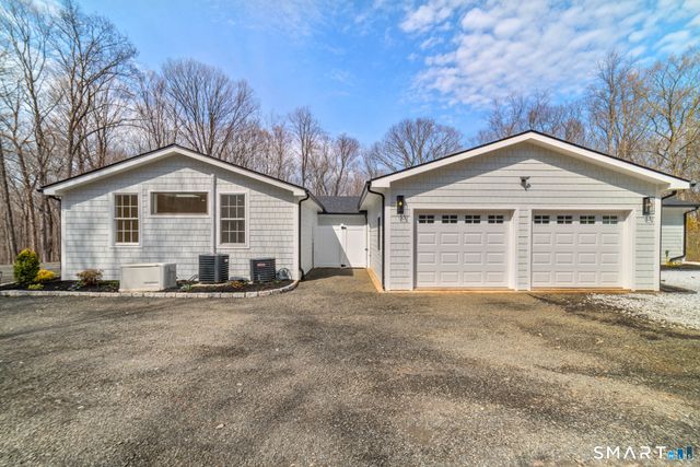 1607 Great Hill Road, Guilford, CT 06437