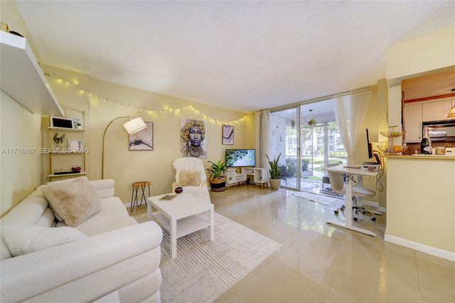1040 SE 4th Avenue 128, Deerfield Beach, FL 33441