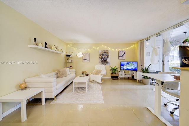 1040 SE 4th Avenue 128, Deerfield Beach, FL 33441
