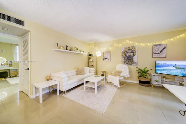 1040 SE 4th Avenue 128, Deerfield Beach, FL 33441