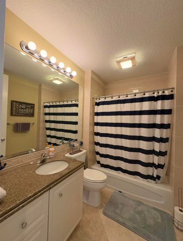 14 W Harbour Isle Dr Drive W 106, Fort Pierce, FL 34949