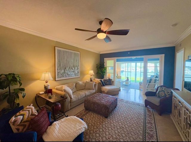 14 W Harbour Isle Dr Drive W 106, Fort Pierce, FL 34949