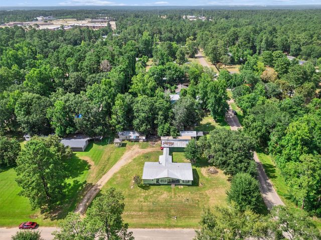32607 Octavia Drive, Magnolia, TX 77354