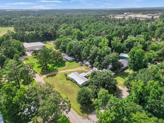 32607 Octavia Drive, Magnolia, TX 77354