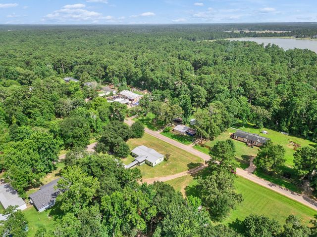 32607 Octavia Drive, Magnolia, TX 77354